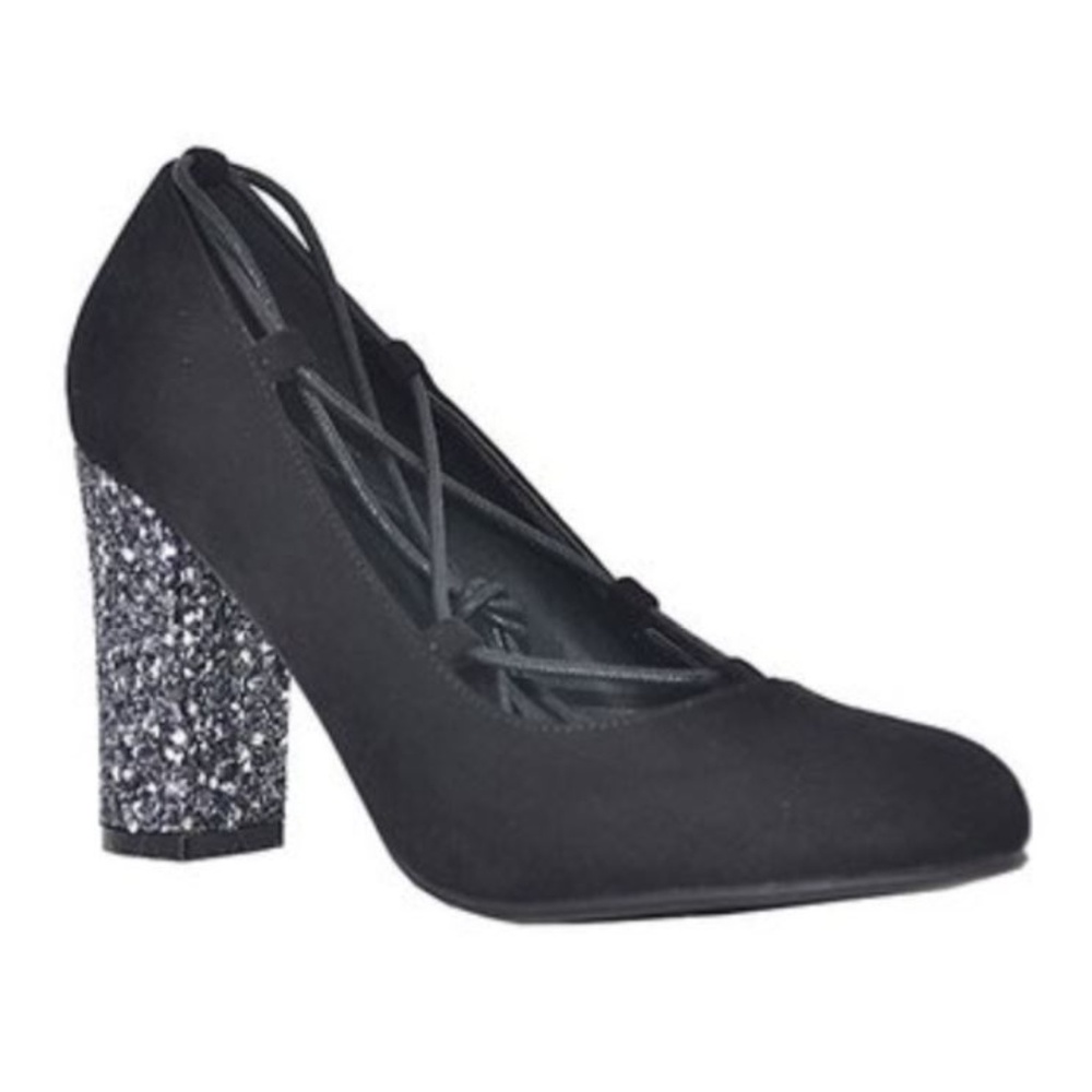 Black Janet Pump - Women  6.5 New In Box